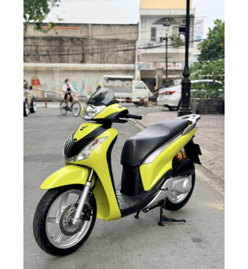 Honda SH 150i Nhập Ý ĐKLĐ 2010 Số Máy 103 Bstp 4 số 0909 chính chủ