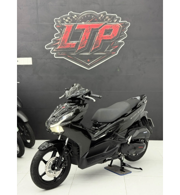 Honda Air Blade 160 4Val ĐKLĐ T7/2022  Bstp 586.82 chính chủ